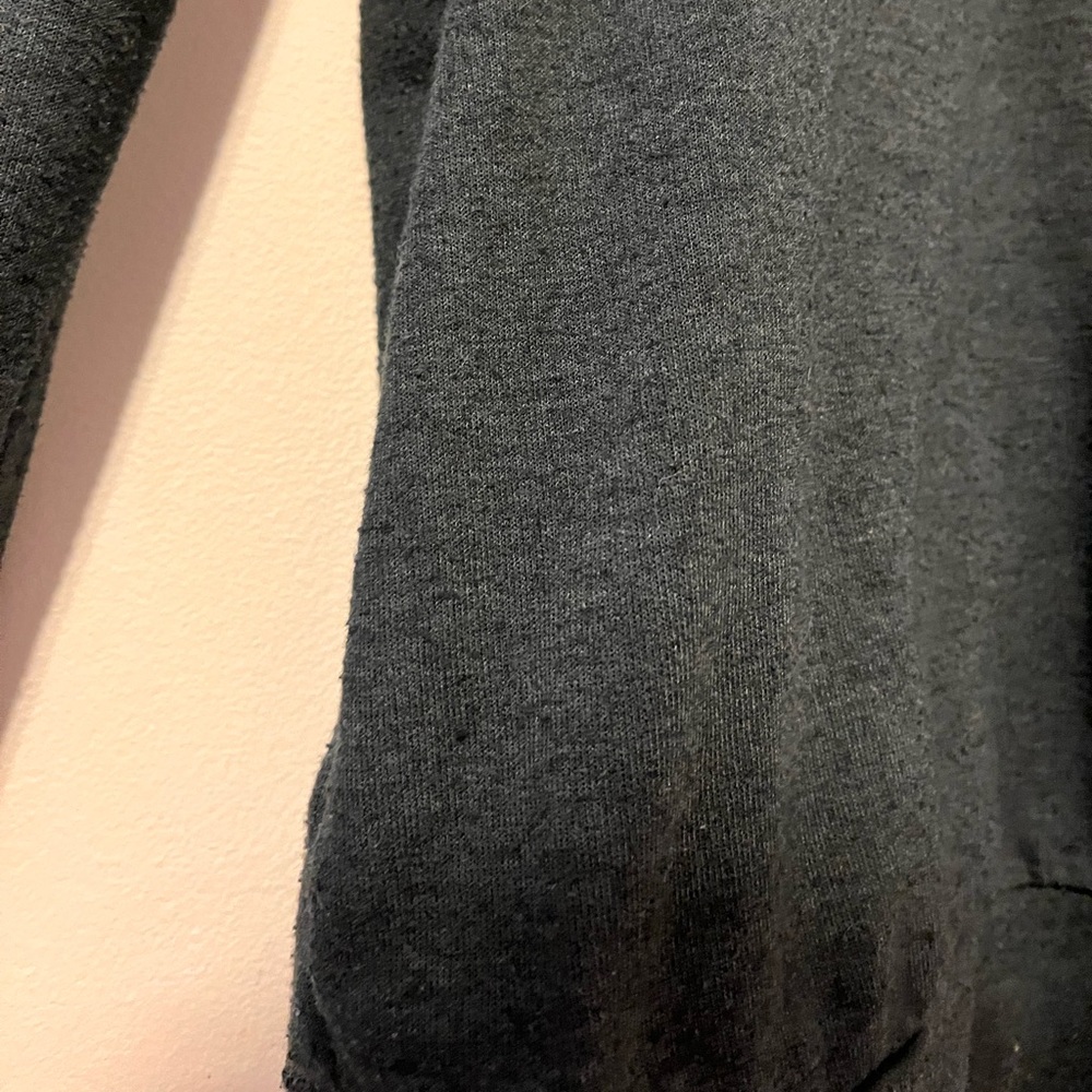 🌹3/20 Mossimo Ruffle Cold shoulder Top Gray - Picture 3 of 6